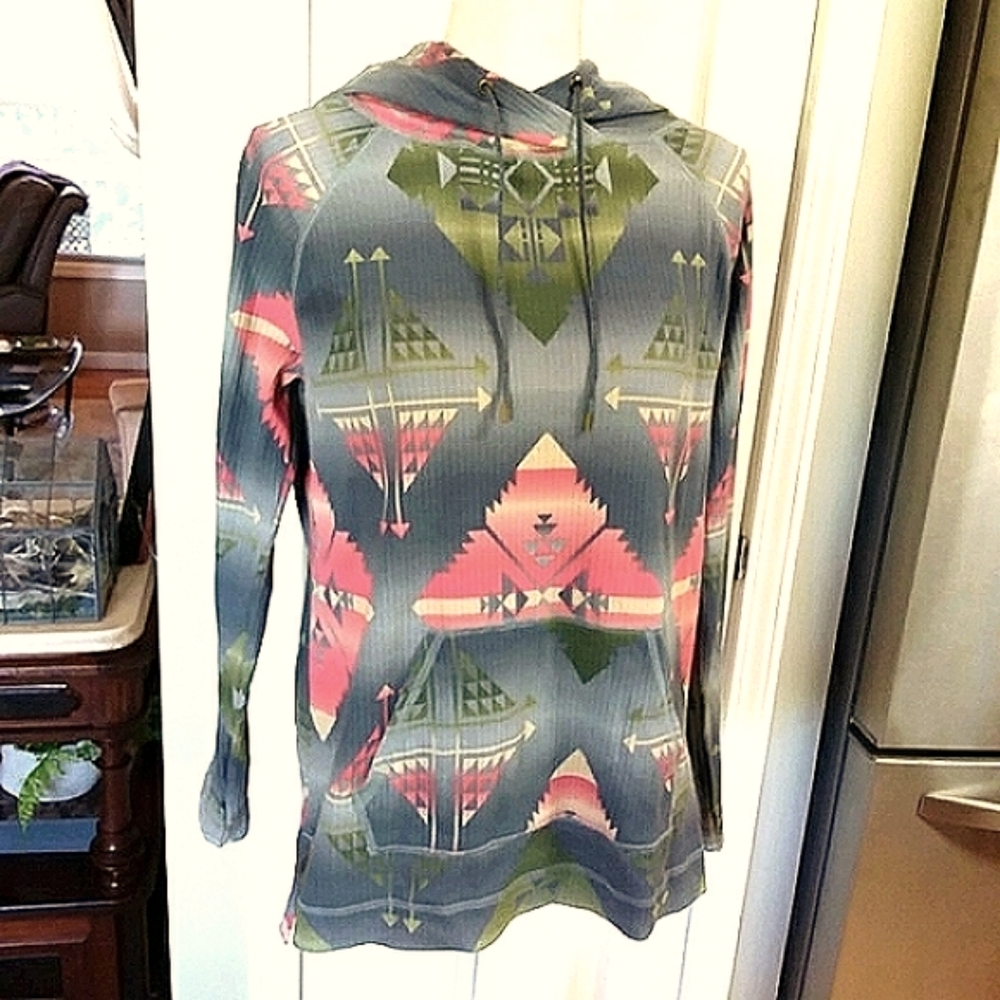 Chaps RL NWOT Southwest top